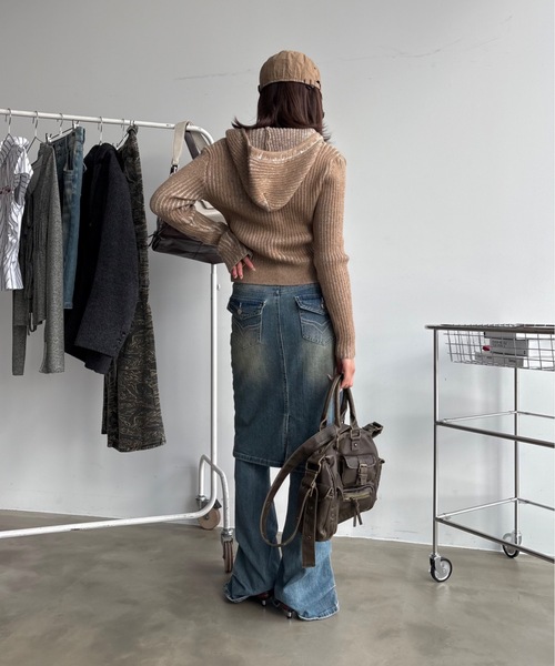 SHAGGIE（シャギー）の「裾ギャザーヴィンテージウォッシュデニムパンツ（デニムパンツ・レディース・ブルー/ブラック・SMALL/MEDIUM）」の18枚目の写真