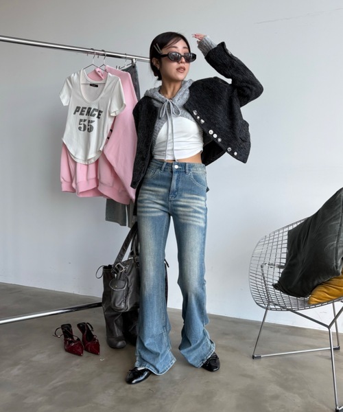 SHAGGIE（シャギー）の「裾ギャザーヴィンテージウォッシュデニムパンツ（デニムパンツ・レディース・ブルー/ブラック・SMALL/MEDIUM）」の13枚目の写真