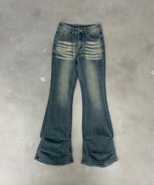 SHAGGIE（シャギー）の「裾ギャザーヴィンテージウォッシュデニムパンツ（デニムパンツ・レディース・ブルー/ブラック・SMALL/MEDIUM）」の3枚目の写真