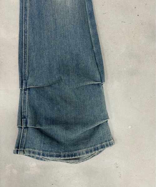 SHAGGIE（シャギー）の「裾ギャザーヴィンテージウォッシュデニムパンツ（デニムパンツ・レディース・ブルー/ブラック・SMALL/MEDIUM）」の5枚目の写真