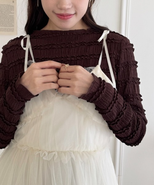 Loueme（ルエム）の「【5色展開】ホイップレースフリルトップス（Tシャツ/カットソー・レディース・ブラック/アイボリー/ブラウン/ピンク/ホワイト・FREE）」の13枚目の写真
