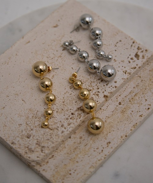 MIELI INVARIANT（ミエリインヴァリアント）の「Drop Asymmetry Pierce（ピアス（両耳用）・レディース・シルバー/ゴールド・FREE）」の15枚目の写真