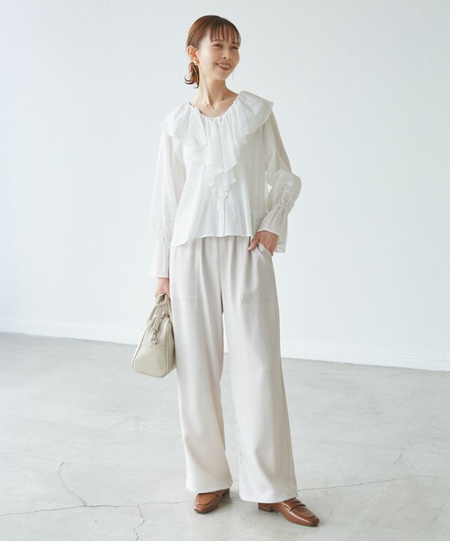 ROPE' PICNIC（ロペピクニック）の「【接触冷感・通気性】お着軽シャツシリーズ/綿ボイルフリルブラウス（シャツ/ブラウス・レディース・ブラック/ブラウン/オフホワイト/サックスブルー/イエロー・38）」の17枚目の写真