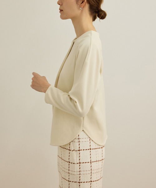 ROPE'（ロペ）の「【洗える】ジャガードニットプルオーバー（梨地プルオーバー）/セットアップ対応（Tシャツ/カットソー・レディース・ベージュ/ネイビー・36/38）」の7枚目の写真