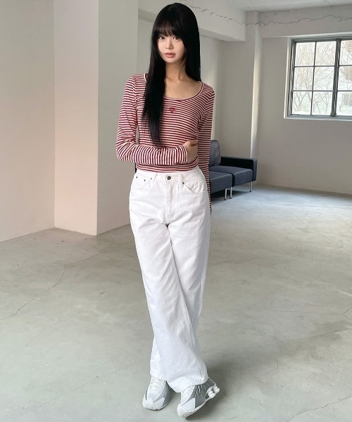 muahmuah(ムーアムーア)の「A'GEM/9 × .kom 『muah muah/ムーアムーア』 STRIPE U NECK LONG SLEEVE T-SHIRT/ストライプ U ネック 長袖カットソー(Tシャツ/カットソー・レディース・ブラック/カーキ/レッド・FREE)」の10枚目の写真