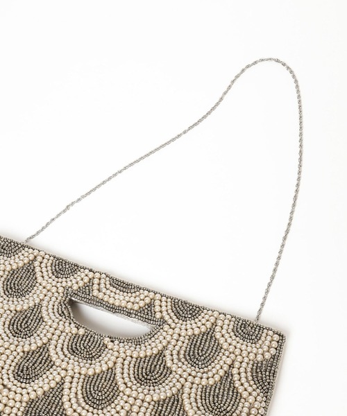 Andemiu（アンデミュウ）の「パールビーズクラッチ323725（クラッチバッグ・レディース・アイボリー・FREE）」の14枚目の写真