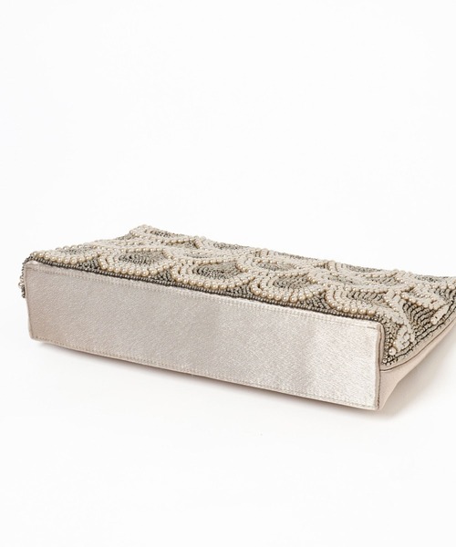 Andemiu（アンデミュウ）の「パールビーズクラッチ323725（クラッチバッグ・レディース・アイボリー・FREE）」の15枚目の写真