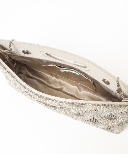 Andemiu（アンデミュウ）の「パールビーズクラッチ323725（クラッチバッグ・レディース・アイボリー・FREE）」の18枚目の写真