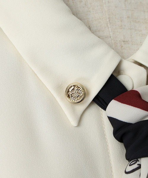 an another angelus(アンアナザーアンジェラス)の「ロゴラインスカーフ付きシャツ【セットアップ可能】(シャツ/ブラウス・レディース・オフホワイト/チャコールグレー・FREE)」の21枚目の写真