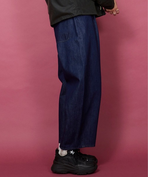 unrelaxing（アンリラクシング）の「ワンタックウルトラバギーカーブデニム（デニムパンツ・レディース・キナリ/インディゴブルー・マルチサイズ）」の18枚目の写真
