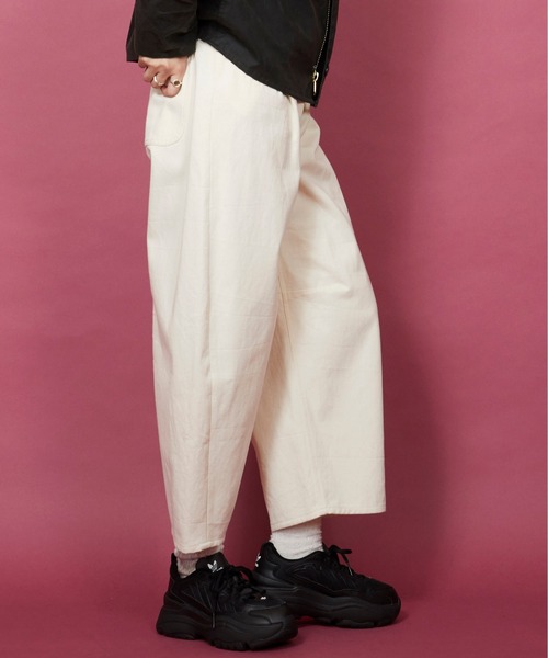 unrelaxing（アンリラクシング）の「ワンタックウルトラバギーカーブデニム（デニムパンツ・レディース・キナリ/インディゴブルー・マルチサイズ）」の21枚目の写真