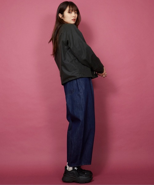 unrelaxing（アンリラクシング）の「ワンタックウルトラバギーカーブデニム（デニムパンツ・レディース・キナリ/インディゴブルー・マルチサイズ）」の7枚目の写真