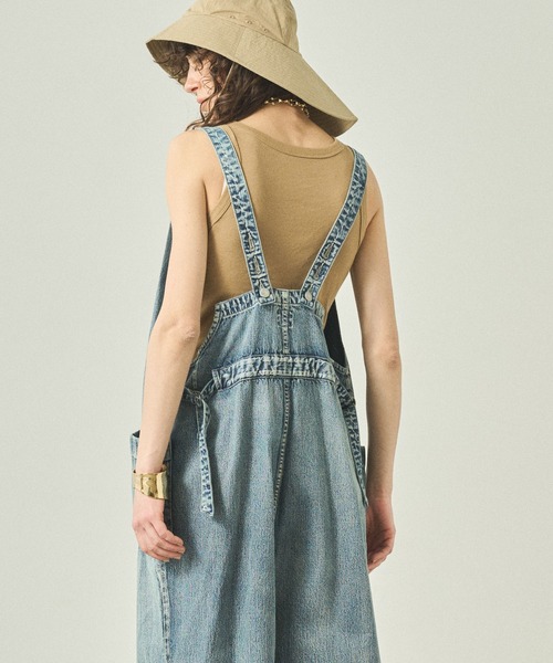 kha:ki(カーキ)の「「KHA:KI / カーキ」 Vネックオーバーオール V-NECK OVERALLS(サロペット/オーバーオール・レディース・インディゴブルー/ライトインディゴブルー・1/2)」の8枚目の写真