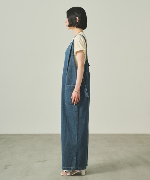 kha:ki(カーキ)の「「KHA:KI / カーキ」 Vネックオーバーオール V-NECK OVERALLS(サロペット/オーバーオール・レディース・インディゴブルー/ライトインディゴブルー・1/2)」の16枚目の写真