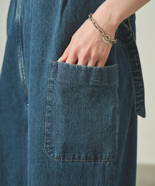kha:ki(カーキ)の「「KHA:KI / カーキ」 Vネックオーバーオール V-NECK OVERALLS(サロペット/オーバーオール・レディース・インディゴブルー/ライトインディゴブルー・1/2)」の17枚目の写真