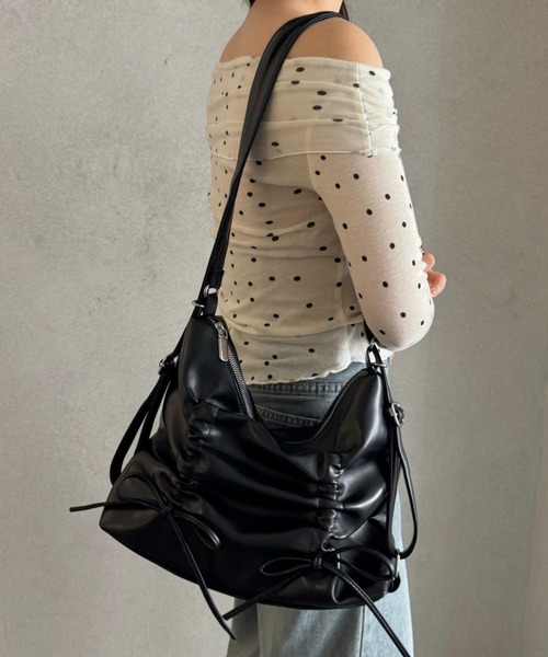 efill（エフィル）の「ルーシュ リボン ショルダーバッグ（ショルダーバッグ・レディース・ブラック/シルバー・FREE）」の12枚目の写真