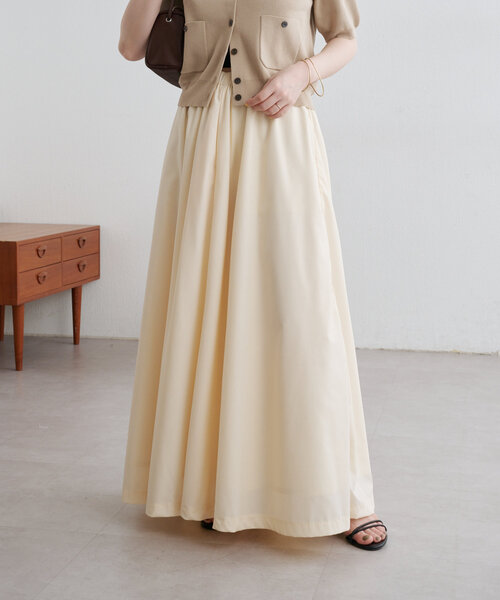 Omekashi（オメカシ）の「リラクシングフレアスカート（スカート・レディース・オフホワイト/ブラック/ブラウン・36/38）」の2枚目の写真