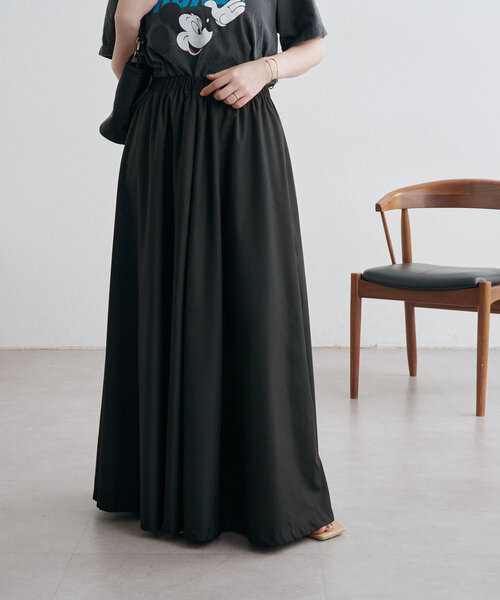 Omekashi（オメカシ）の「リラクシングフレアスカート（スカート・レディース・オフホワイト/ブラック/ブラウン・36/38）」の15枚目の写真