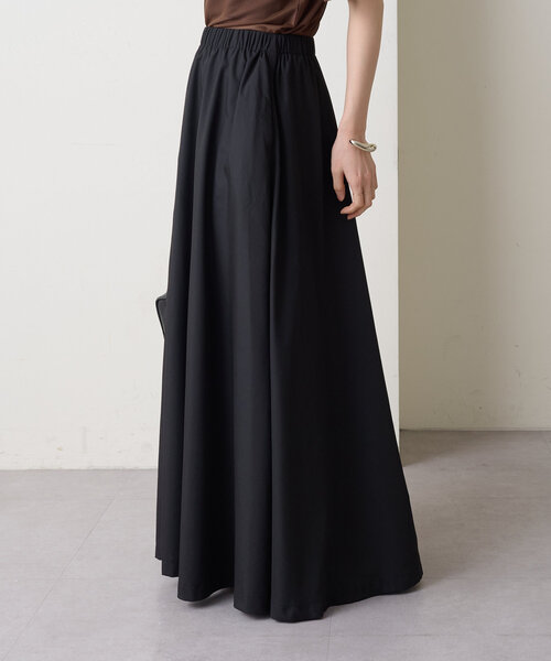 Omekashi（オメカシ）の「リラクシングフレアスカート（スカート・レディース・オフホワイト/ブラック/ブラウン・36/38）」の13枚目の写真