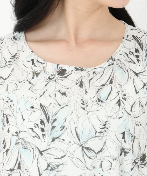 UNIVERVAL MUSE(ユニバーバル ミューズ)の「ノースリーブサマードレス(ワンピース・レディース・オフホワイト/イエロー・2)」の7枚目の写真
