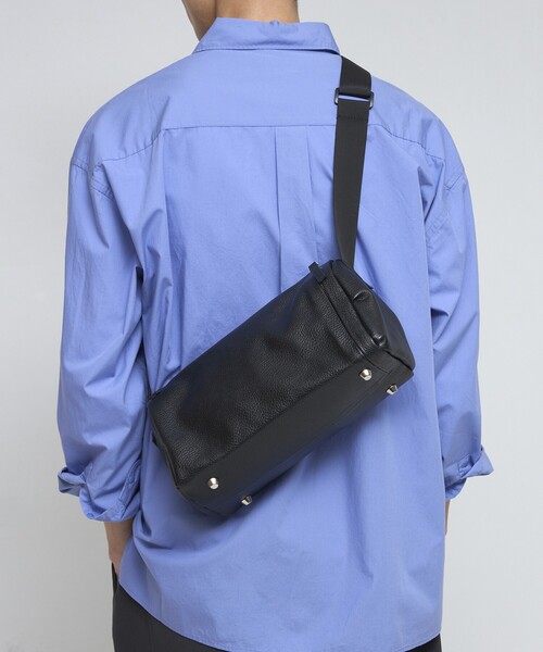 Firsthand(ファーストハンド)の「Firsthand/ファーストハンド ボストンショルダー / レザーショルダーバッグ / 牛革 / 撥水レザー(ボストンバッグ・メンズ・ブラック・ONE SIZE)」の7枚目の写真