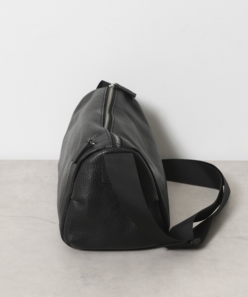 Firsthand(ファーストハンド)の「Firsthand/ファーストハンド ボストンショルダー / レザーショルダーバッグ / 牛革 / 撥水レザー(ボストンバッグ・メンズ・ブラック・ONE SIZE)」の9枚目の写真