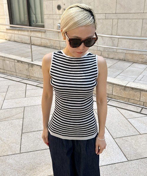 JENNE(ジェンヌ)の「バックオープンニットノースリトップス(Tシャツ/カットソー・レディース・ストライプ/グリーン/ホワイト/ブラック・MEDIUM/LARGE/SMALL)」の4枚目の写真
