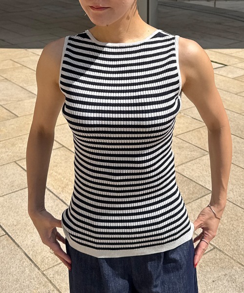 バックオープンニットノースリトップス バックオープンニットノースリトップス（Tシャツ/カットソー