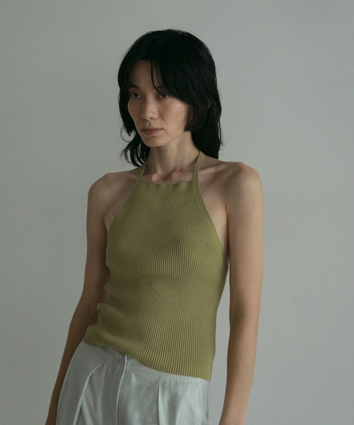 anuke(アンヌーク)の「Halter Rib Knit(ニット/セーター・レディース・ライトグリーン/アイボリー/ブラック・FREE)」の2枚目の写真