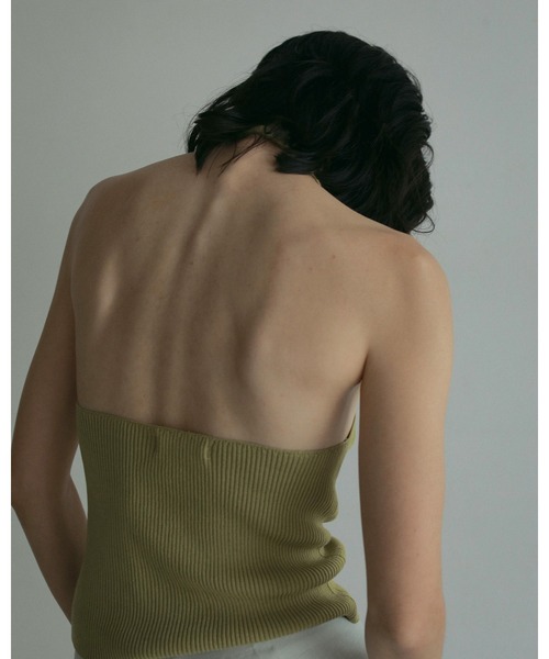 anuke(アンヌーク)の「Halter Rib Knit(ニット/セーター・レディース・ライトグリーン/アイボリー/ブラック・FREE)」の11枚目の写真
