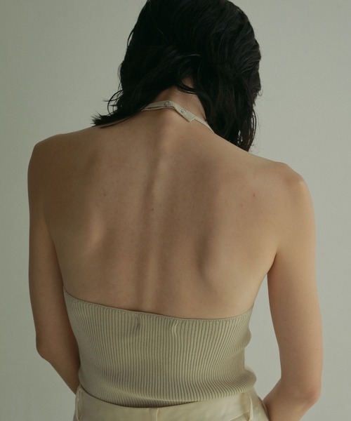 anuke(アンヌーク)の「Halter Rib Knit(ニット/セーター・レディース・ライトグリーン/アイボリー/ブラック・FREE)」の13枚目の写真