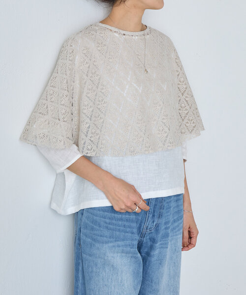 ビアズリー　レースポンチョブラウス　ブラック BEARDSLEY（ビアズリー）の「《レイヤードに》レースポンチョ