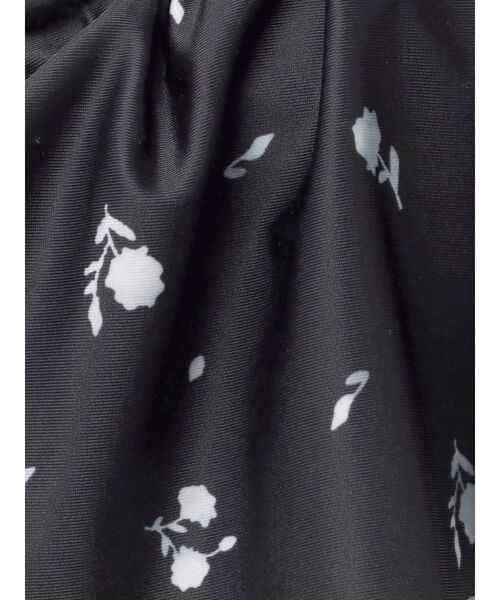 RESEXXY（リゼクシー）の「フリルデザインビキニ（水着・レディース・ホワイト/ブラック・FREE）」の13枚目の写真