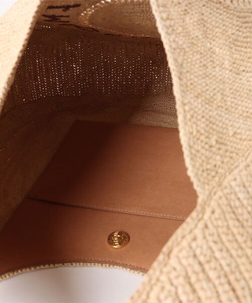 STELLA McCARTNEY（ステラマッカートニー）の「Logo Large Hobo Eco Crochet Raffia / ロゴ ラージ ホーボーエコ クロシェ ラフィア（トートバッグ・レディース・ナチュラル・ONE SIZE）」の4枚目の写真