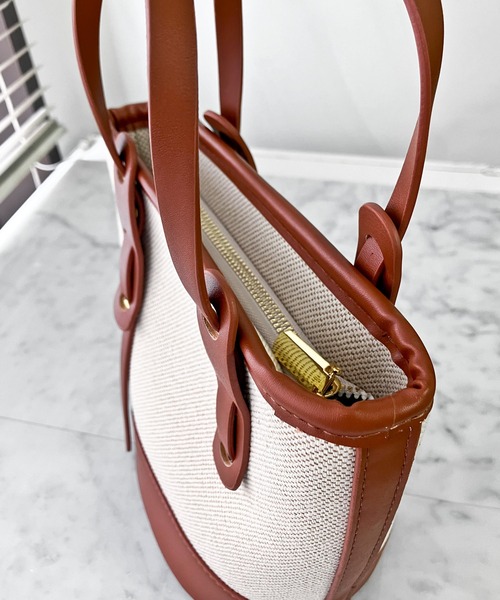 ☆日本未上陸*ALDO*新作*本革バケットショルダーバッグ/B-ANIMAL Animal mini shoulder（ミニショルダー）ラクダ - バッグ 革鞄