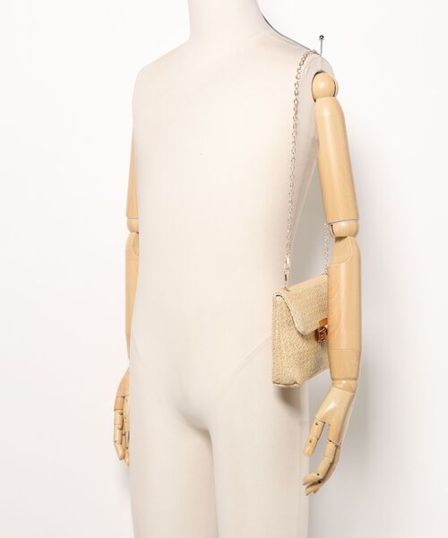 VIBGYOR（ヴィブジョー）の「FReePLACe/かご ミニ チェーンバッグ X12497（ショルダーバッグ・レディース・ホワイト/ベージュ・FREE）」の7枚目の写真