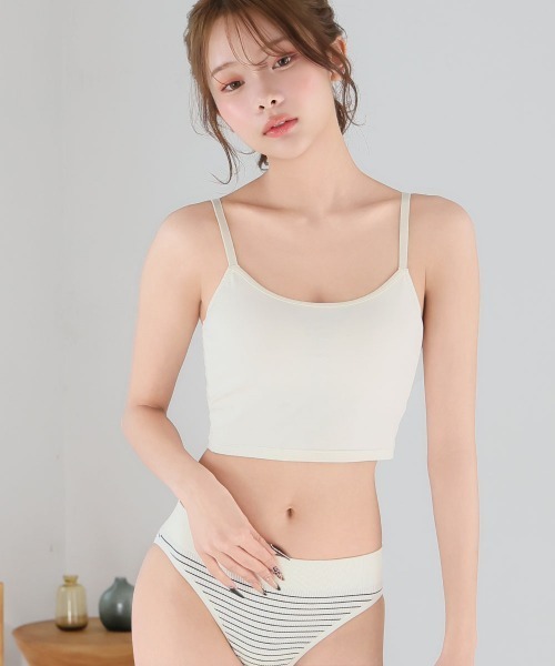 aimerfeel(エメフィール)の「フロントホック ブラトップ ノンワイヤー 超盛ブラ(R) 単品ブラジャー(キャミソール・レディース・ブラック/チャコールグレー/オフホワイト/グレイッシュブルー/ブラウン/ダークネイビー/オレンジ・B75/C75/D75/E75/B65/C65/D65/E65/B70/C70/D70/E70)」の12枚目の写真