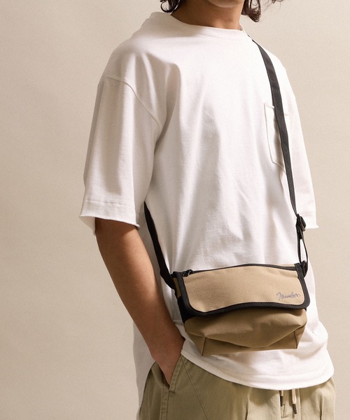 NUMBER (N)INE（ナンバーナイン）の「MINI SHOULDER FLAP MESSENGER BAG / ミニショルダー フラップ メッセンジャーバッグ（ショルダーバッグ・メンズ・ホワイト/ベージュ/カーキ/ブラック・FREE）」の3枚目の写真