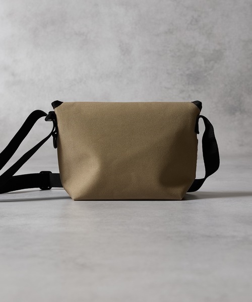 NUMBER (N)INE（ナンバーナイン）の「MINI SHOULDER FLAP MESSENGER BAG / ミニショルダー フラップ メッセンジャーバッグ（ショルダーバッグ・メンズ・ホワイト/ベージュ/カーキ/ブラック・FREE）」の13枚目の写真