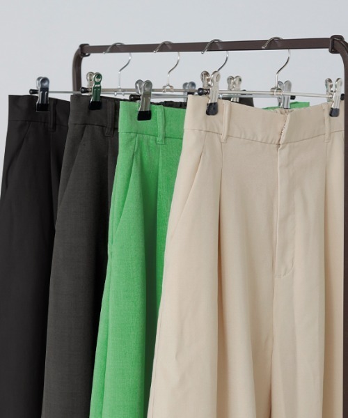 HUG.U（ハグユー）の「接触冷感 カーブパンツ（スラックス・レディース・ブラック/グリーン/グレー/ライトベージュ・L/M/LL）」の13枚目の写真