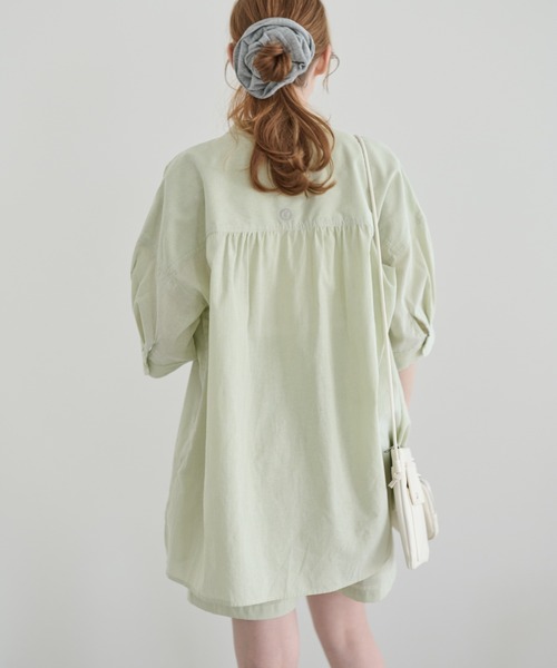 Crisp（クリスプ）の「ハーフスリーブストライプオーバーシャツ（シャツ/ブラウス・レディース・イエロー/グリーン・FREE）」の3枚目の写真