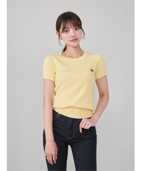 Darich（ダーリッチ）の「Dベアケーブルニットトップス（ニット/セーター・レディース・イエロー/ネイビー/ホワイト/ピンク/グレー/サックスブルー・FREE）」の5枚目の写真