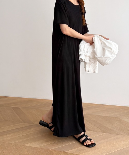 CANAL JEAN（キャナルジーン）の「El mar　ランダムテレコハーフスリーブワンピース（ワンピース・レディース・ブラック・ONE SIZE）」の9枚目の写真