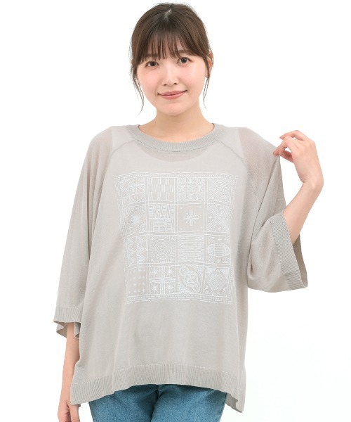 チチカカ(チチカカ)の「シアーニットインナー付プルオーバー(Tシャツ/カットソー・レディース・グレー/レンガ/ネイビー・FREE)」の8枚目の写真