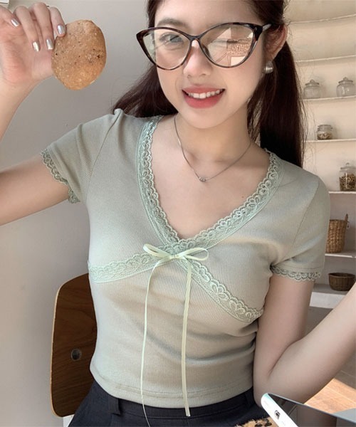 Mayree（メイリー）の「【Mayree】Vネック フロント レース 半袖 カットソー（Tシャツ/カットソー・レディース・ホワイト/グリーン/ピンク/ブラック/グレー・FREE）」の12枚目の写真