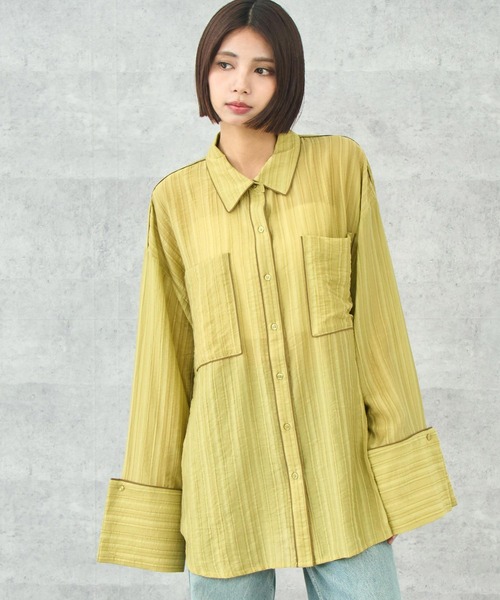 ANAP(アナップ)の「配色パイピング ビッグカフス オーバーサイズシャツ(シャツ/ブラウス・レディース・ブラウン/イエロー/ブルー・FREE)」の10枚目の写真