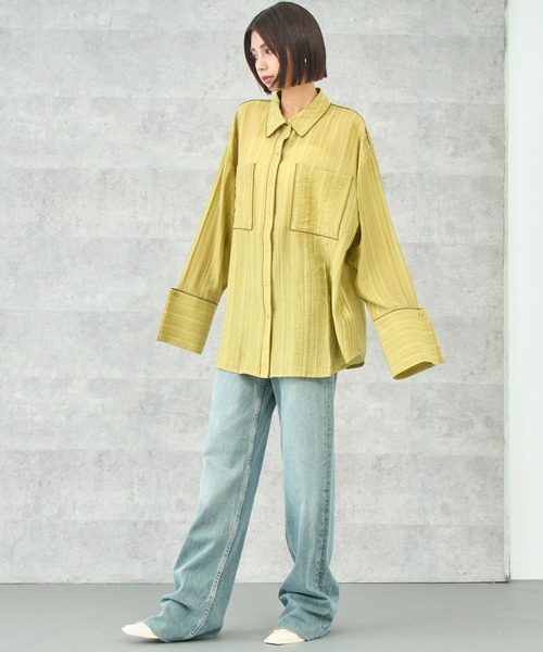 ANAP(アナップ)の「配色パイピング ビッグカフス オーバーサイズシャツ(シャツ/ブラウス・レディース・ブラウン/イエロー/ブルー・FREE)」の14枚目の写真