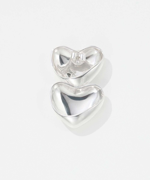 ANNIKA INEZ（アニカイネズ）の「ANNIKA INEZ Dual Voluptuous Heart Earrings アニカ イネズ デュアル ボラプチュアス ピアス（ピアス（両耳用）・レディース・シルバー・FREE）」の4枚目の写真