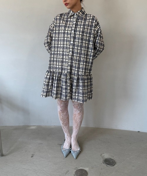 SANSeLF（サンセルフ）の「【SANSeLF】シアーリブ編み ニュアンスカラーフラワーレースタイツ saa25a007（タイツ/ストッキング・レディース・ブルー/ホワイト・FREE）」の7枚目の写真