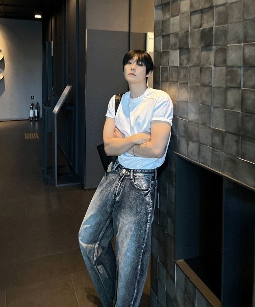 COSYHARU（コシハル）の「切替マッスルフィット半袖Tシャツ（Tシャツ/カットソー・メンズ・ホワイト/ブラック・MEDIUM/LARGE/X-LARGE）」の16枚目の写真